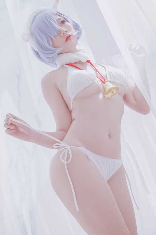 Cosplay Messie Huang レム Rem the Sheep