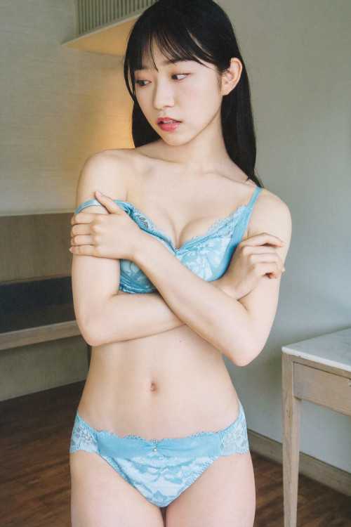 Mizuki Yamauchi 山内瑞葵, 1st写真集 「好きになる予感」 Set.03