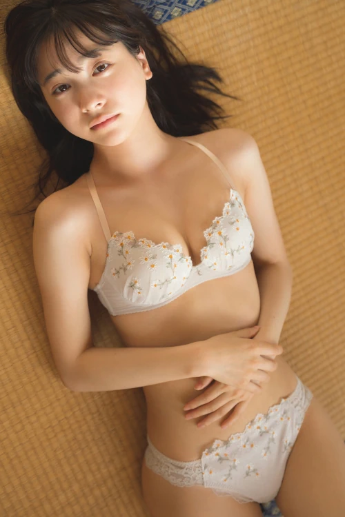 Maya Imamori 今森茉耶, 1st写真集 「恋がはじまクる」 Set.03