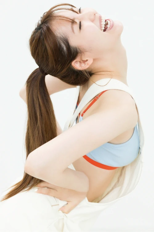 Riho Nakamura 中村里帆, デジタル限定 YJ Photobook 『Attention, please』