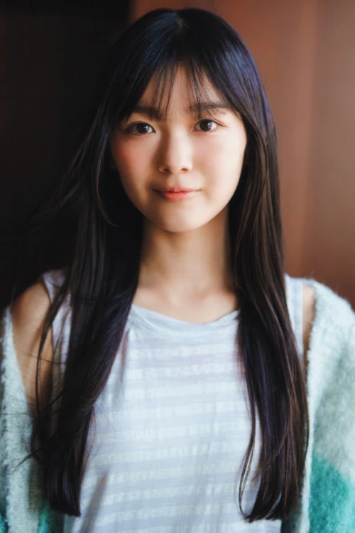 Ui Yamakawa 山川宇衣, FLASH 2025.12.02-09 (フラッシュ 2025年12月2-9日号)